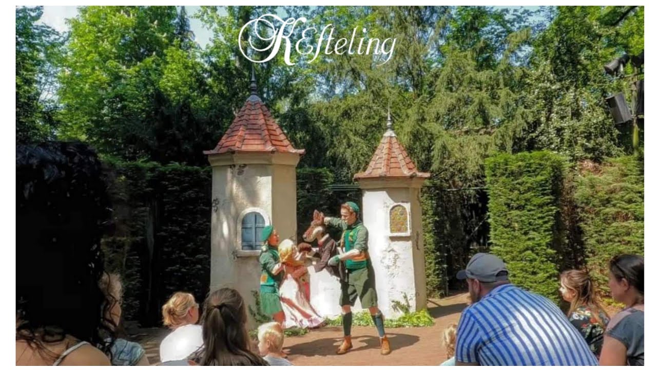 sprookjesboom show. wolf mag naar het bal.