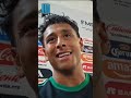 Luis Romo no se olvida de las Chivas durante la concentración de la Selección Mexicana 🇲🇽 🐐