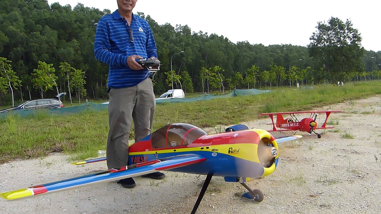 Lim's Yak54 with electric ignition 16_06_13