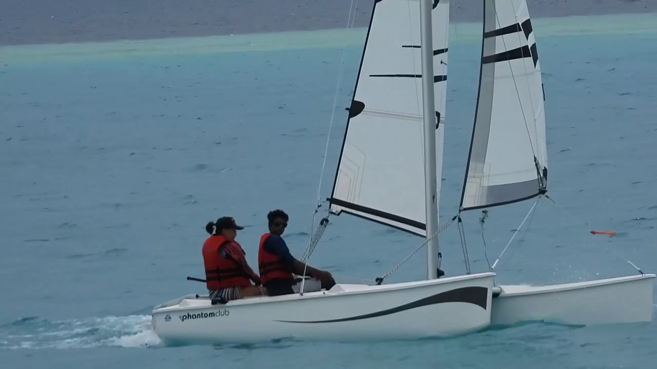 Sailing in Maldives - YouTube