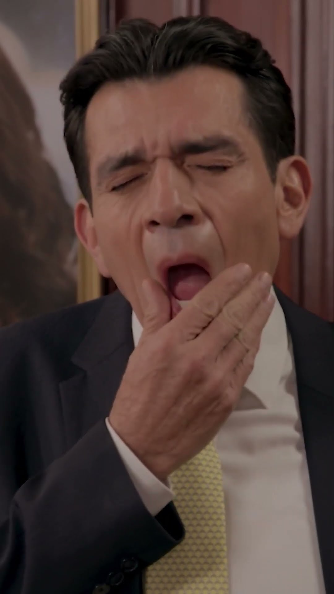 ¿Antonio se aferra a un amor del pasado? ? #ElÁngelDeAurora #Short