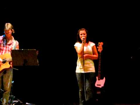 Stephanie Hess & Andrew Strader - The House That B...