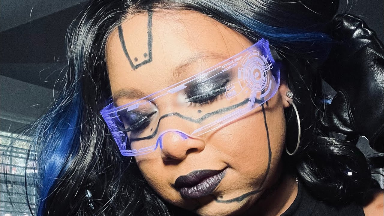 CYBERPUNK 2077 Inspired Makeup Look 🤖💙🖤 (ft. Beauty Bay & Colourpop)