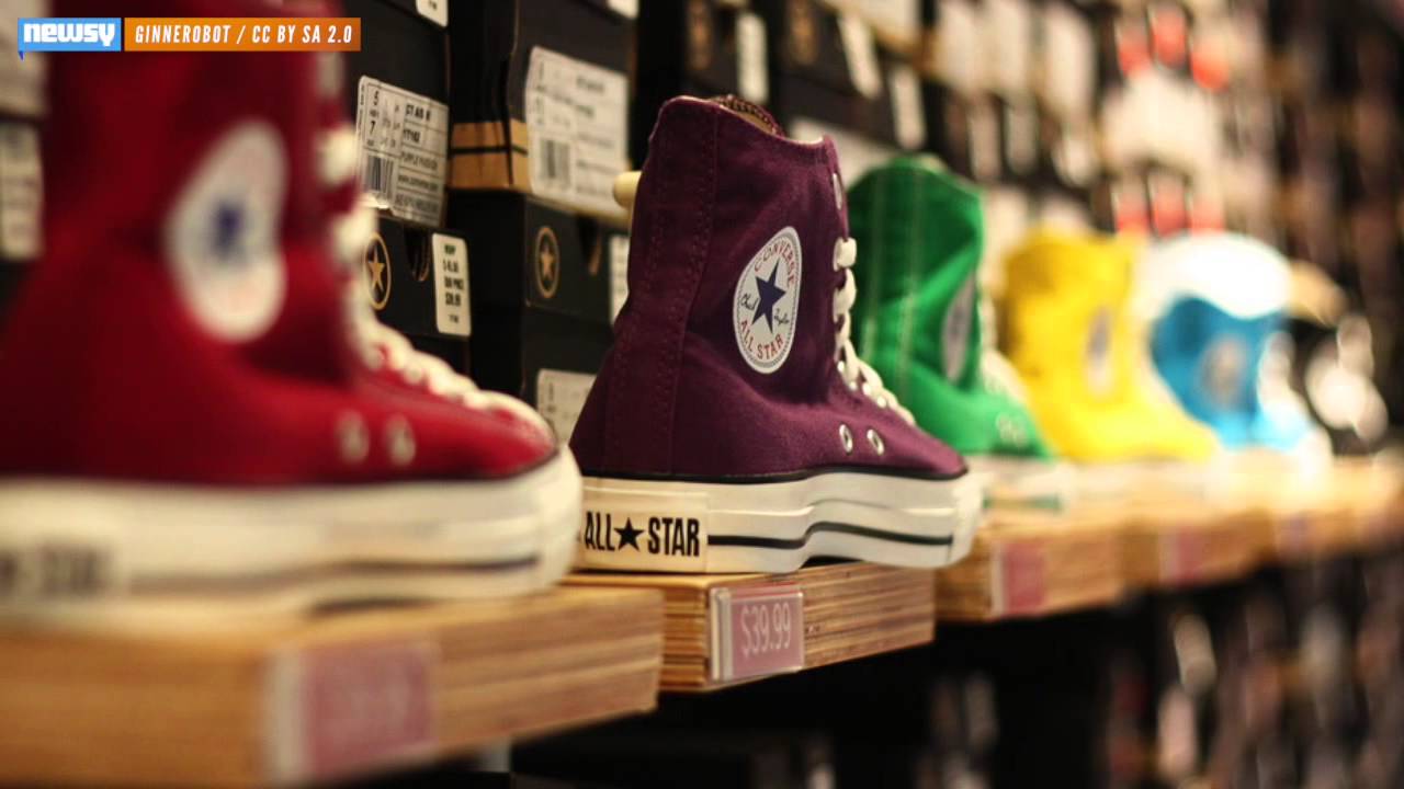 Converse Suing 31 Companies Over Chuck Taylor Knockoffs - YouTube