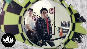 Pee Wee Gaskins - Selama Engkau Hidup [Official Music Video]