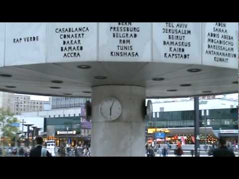 Berlino Alexander Platz Orologio Planetario Germania Youtube