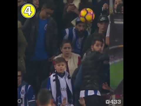 Cuando esta mirando al que te gusta