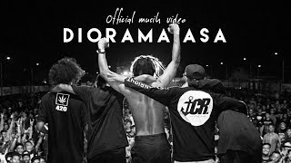 KARAT -  DIORAMA ASA