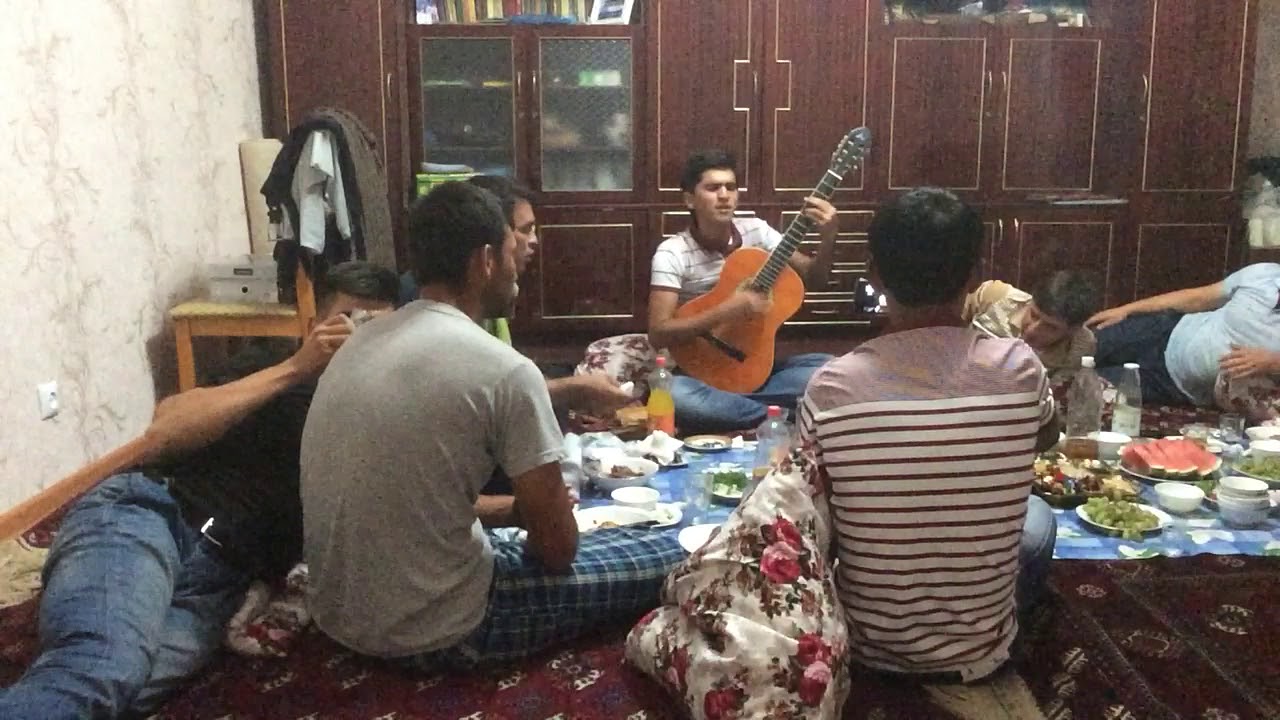 Toyly Durdyyew turkmen gitara    Sen Garrama Ejejan 2017