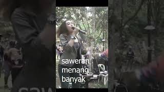 Saweran Menang Banyak Untuk Joget Pagi Sehat Biduan Cantik shorts