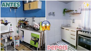 TRANSFORMEI A COZINHA DA MINHA SOGRA QUE É ACUMULADORA E OLHA O RESULTADO