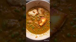 🧀 Restaurant Style Paneer Matar Masala 😋 | Easy Recipe #shorts #madhuramasalakitchen