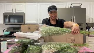 My Roses Arrived Today! Unboxing My Valentine's Day Roses #valentinedaygiftideas