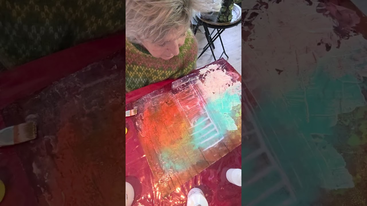 Del 2 med Tri-Art liquid som spray maling på medium og akryl. 