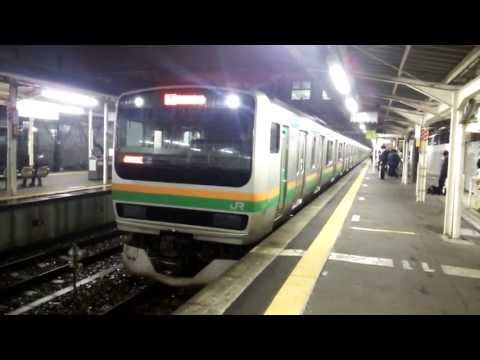 E231系湘南新宿ライン　蓮田駅発車(夜間・降雨)