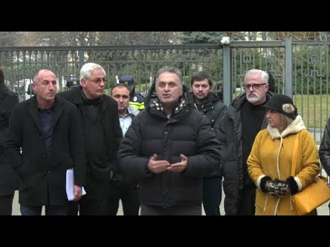 რესპუბლიკურ საავადამყოში გარდაცვლილი 20 წლის ფეხბურთელის, ვახტანგ ჩარკვიანის ოჯახის მოთხოვნები