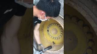 Disassembly Loader 657C front axle  oil leakage repair.  Part 1/2