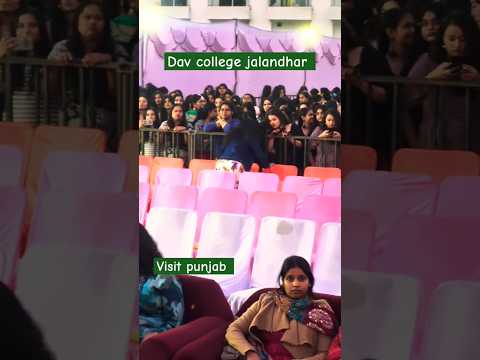 DAV University ||
