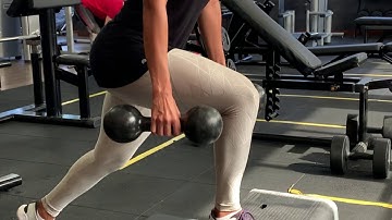 AFUNDO COM STEP NO PÉ DA FRENTE