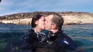 Will you marry me under the water. scuba diving Tenerife