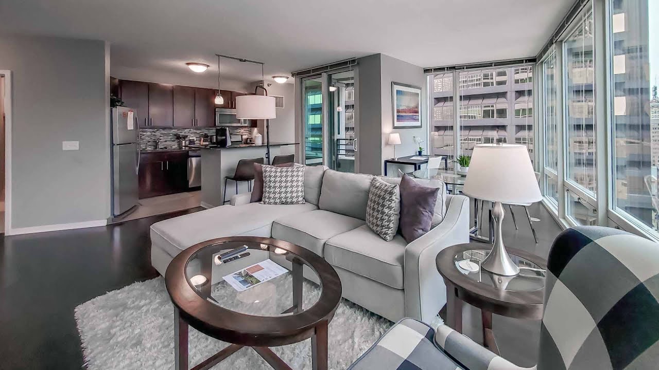 A shortterm furnished Streeterville 2bedroom 1603 at The Streeter