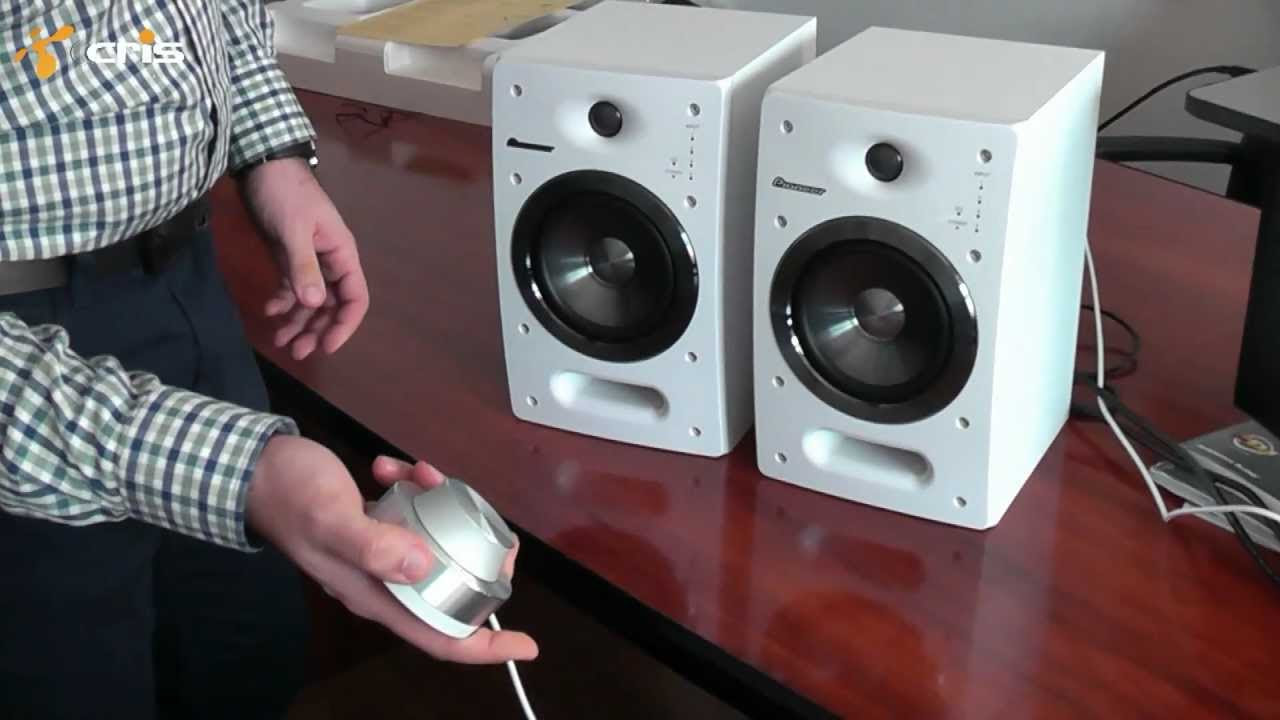 Unboxing Pioneer S-DJ 05 Speakers - YouTube