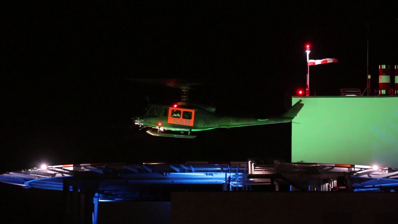 Nächtlicher Start von SAR41 Nörvenich 71+28 Bell UH-1D an der Uniklinik Bonn am 12.07.2020