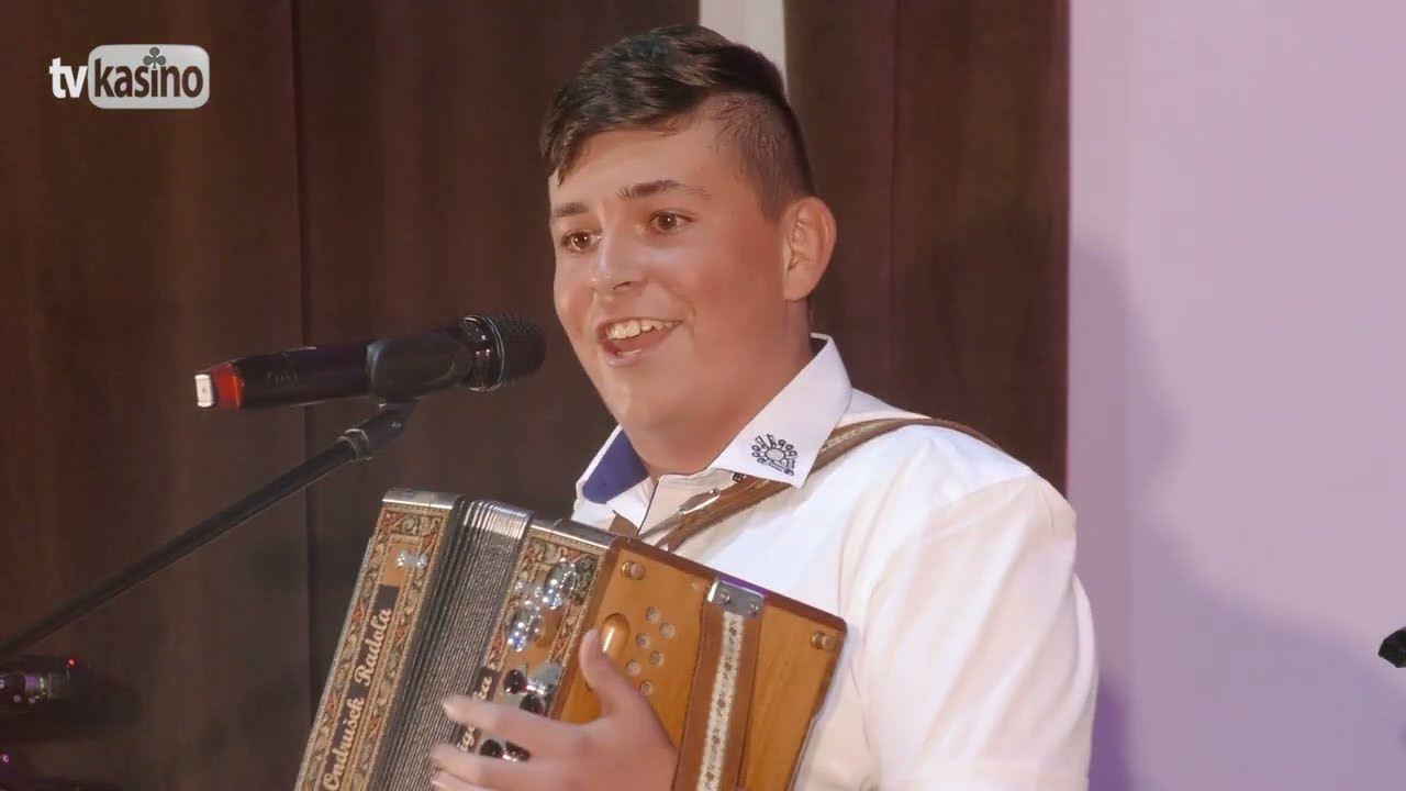 Heligonkári Feješovci: V Kotešovej kraj dediny