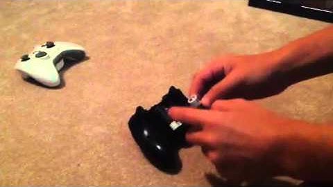 How to use an XBOX 360 controller without a Battery Pack? W