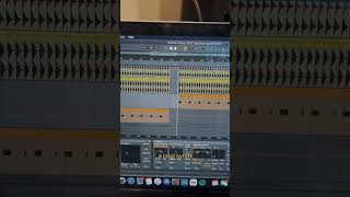 Download Lagu How I made My Humps! #techhouse #blackeyedpeas #housemusic MP3