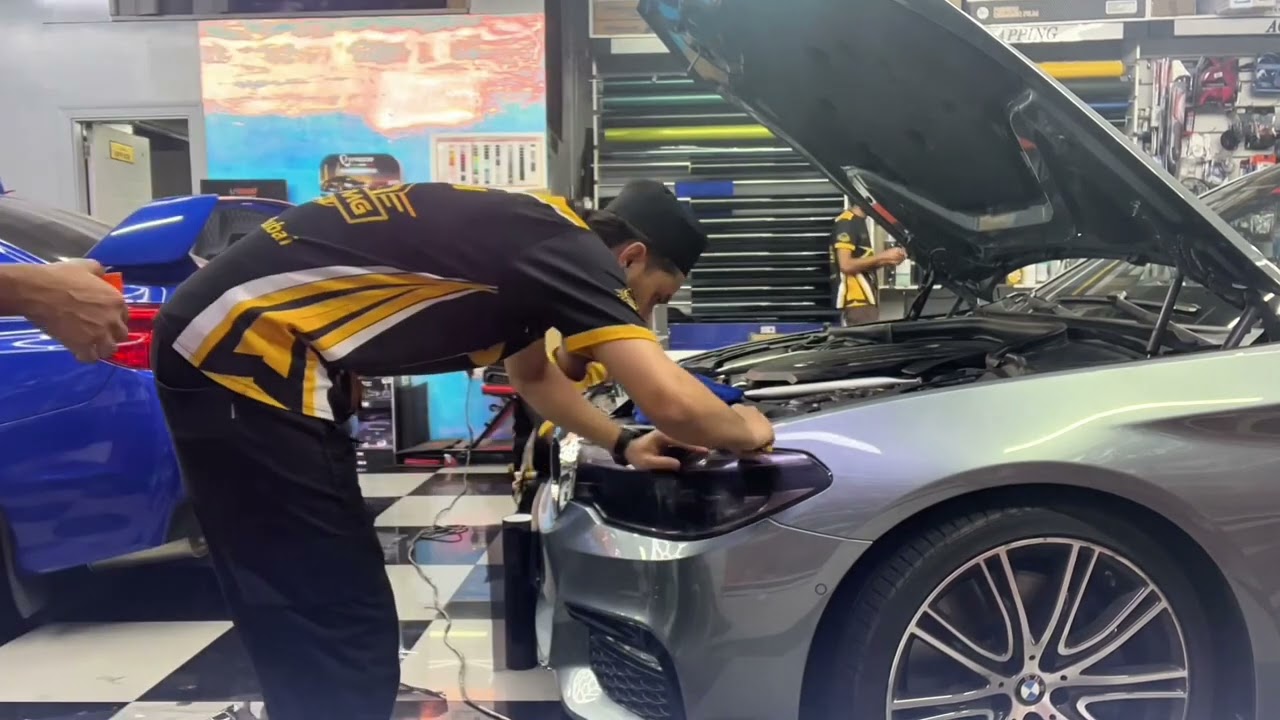 BMW 540i Headlight smoking | BMW headlight 