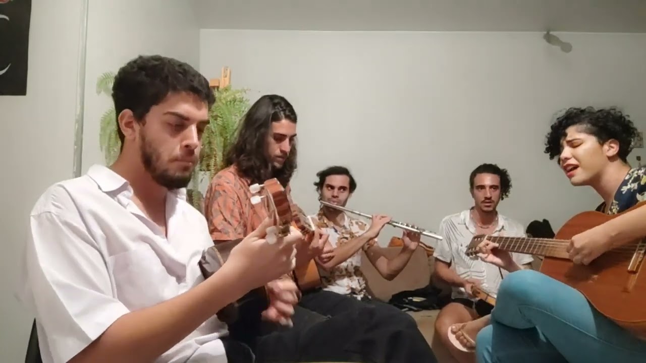MEU CORAÇÃO É SÓ TEU - Rebecca Pacheco