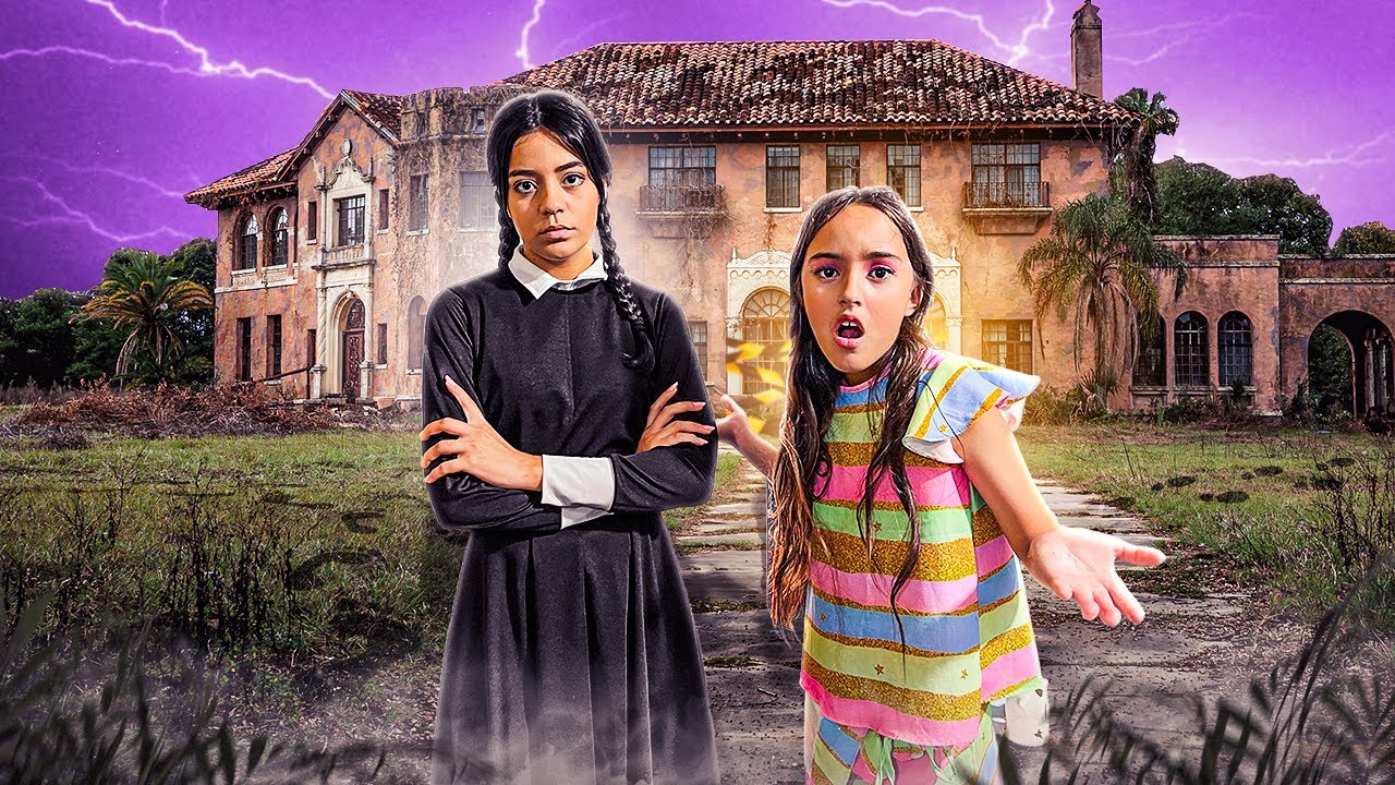 Casa Casinha Wandinha Vandinha Familia Addams Com Móveis