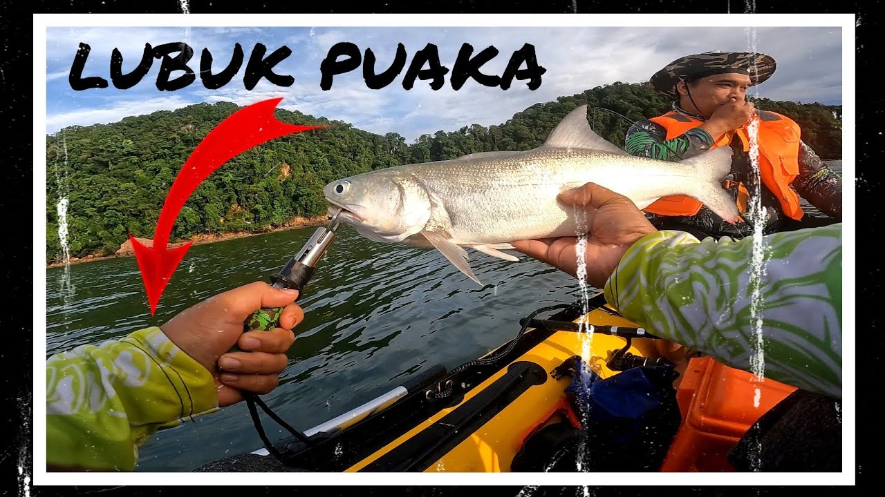 Menggasak Di Pulau Aman Inflatable boat fishing YouTube