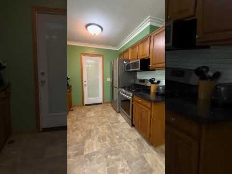 2389 Devonshire St, Temperance, MI home video tour