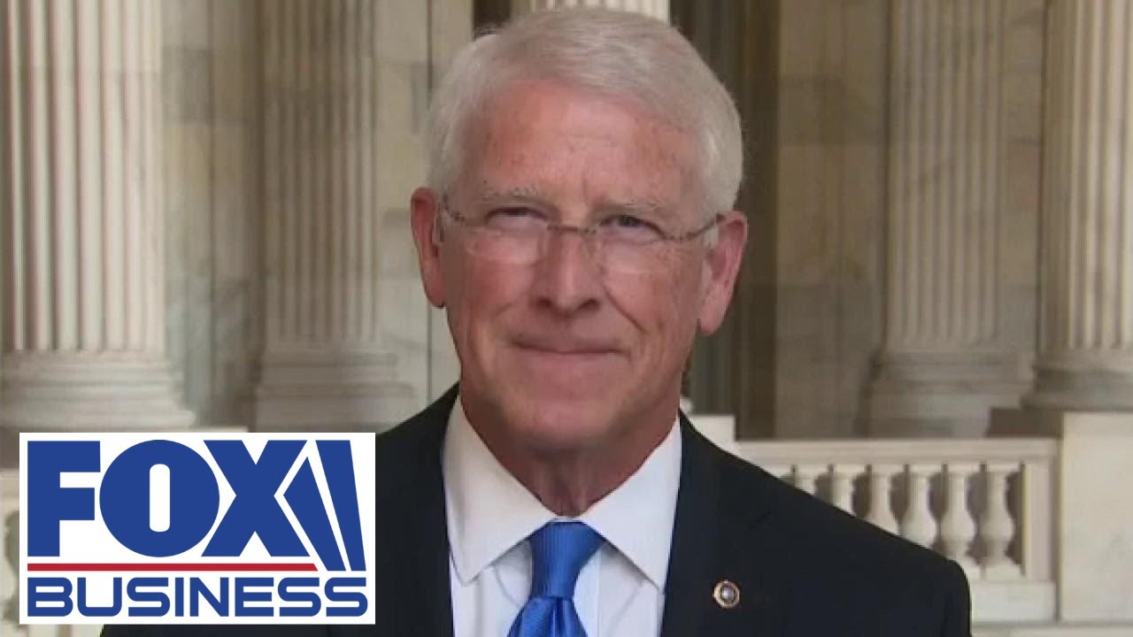 This ‘liability shield’ big tech CEOs enjoy is under attack from Dems, GOP: Sen. Wicker