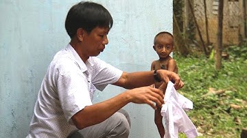 Cậu bé tí hon Đinh Văn K’rể qua đời sau 4 ngày nằm viện vì đột quỵ | VTC14