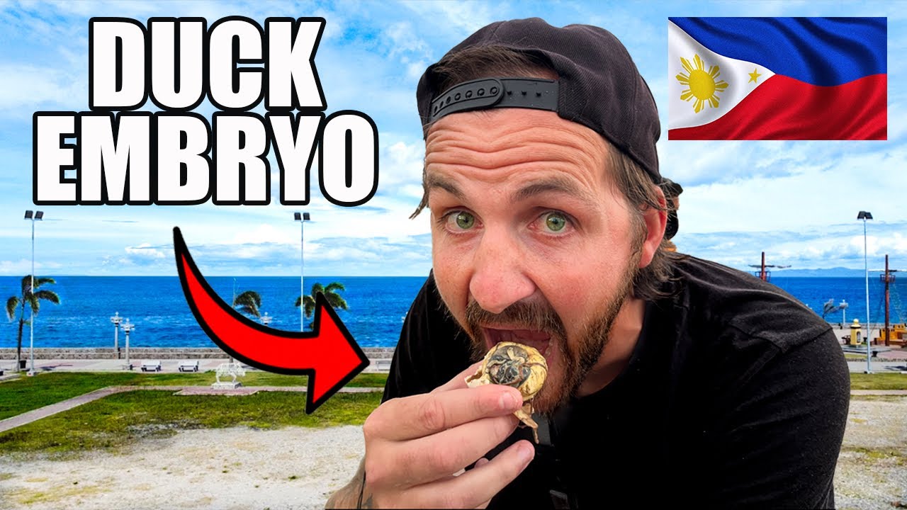 Британская пара пробует филиппинскую уличную еду в Думагете 🇵🇭 (включая балут)