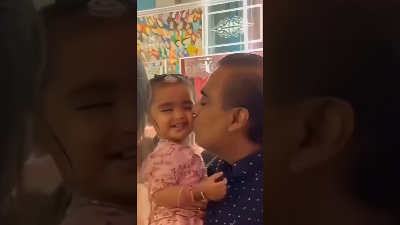 Mukesh Ambani Love For His Grand Daughter Aadiya Ambani, Isha Ambani And Anand Piramal Twin Daughter
