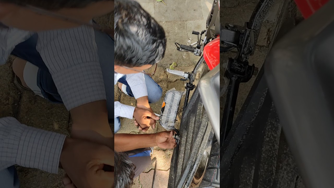 ladies footrest setup on my CB200X... Red Queen👸..