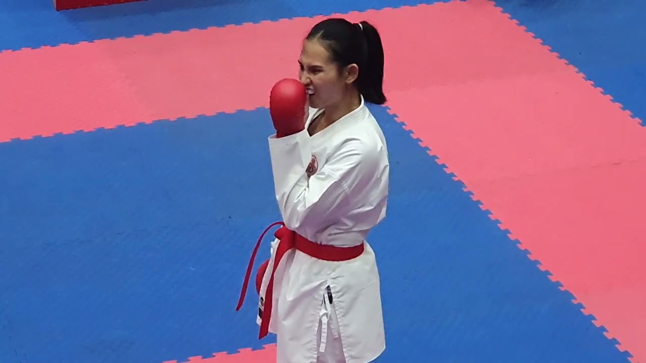 KUMITE -68kg Putri CEYCO GEORGIA (DKI) VS MONIKA RESWARA (Kejurnas Karate PB Forki 2022)