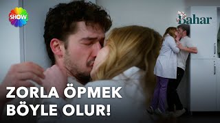 Maral, Aziz Uras&#39;ı zorla öptü! | 52. Bölüm