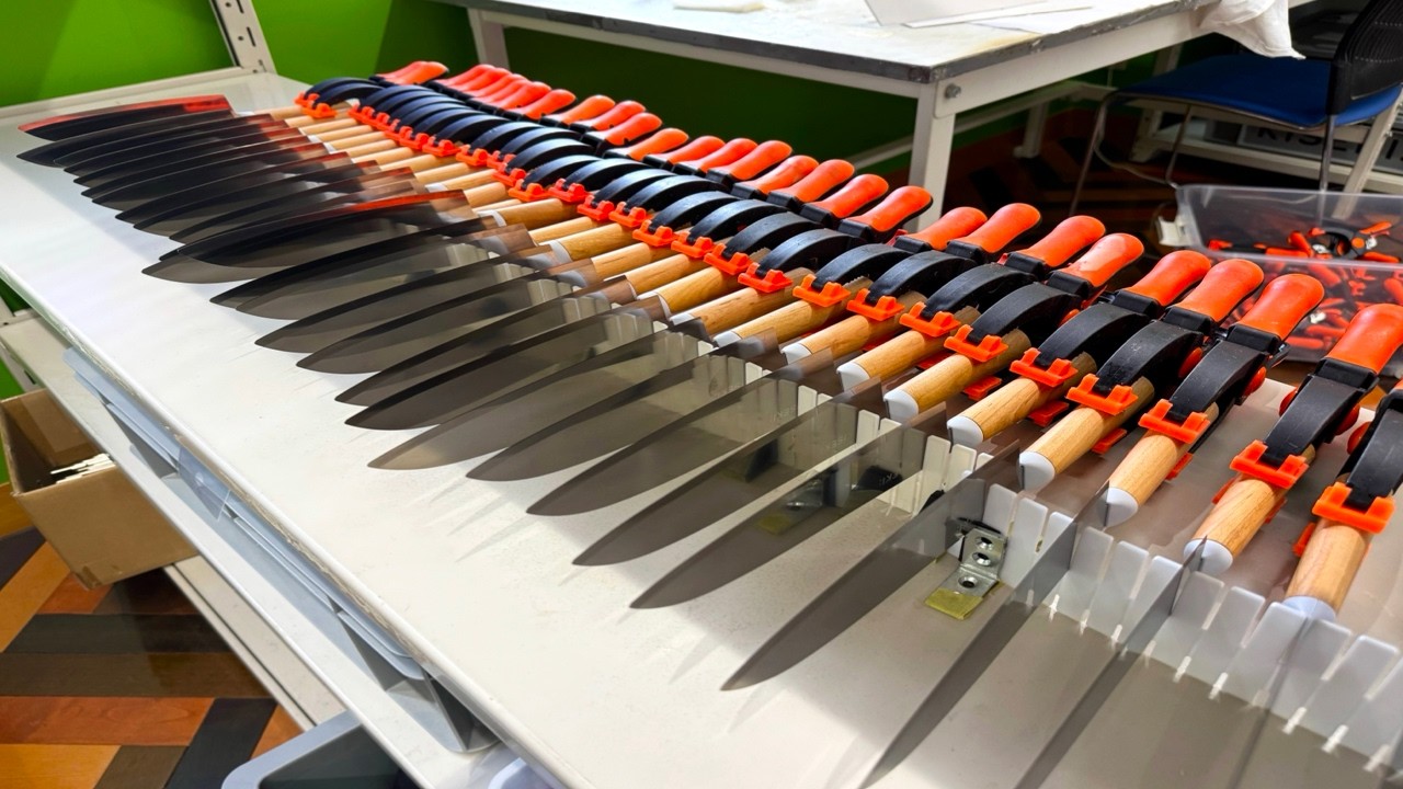 Making Japanese carbide kitchen knife. Cutting with diamond wire