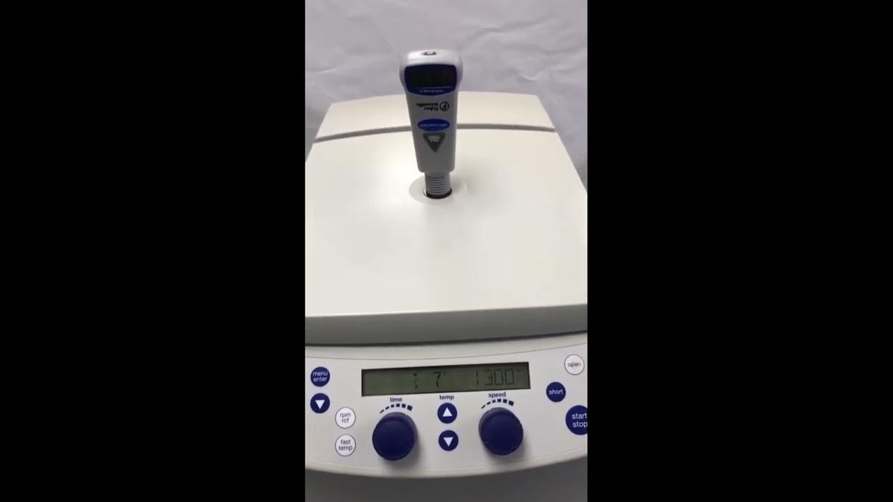 Eppendorf 5424R Refrigerated Centrifuge w FA 45 24 11 Rotor & Lid