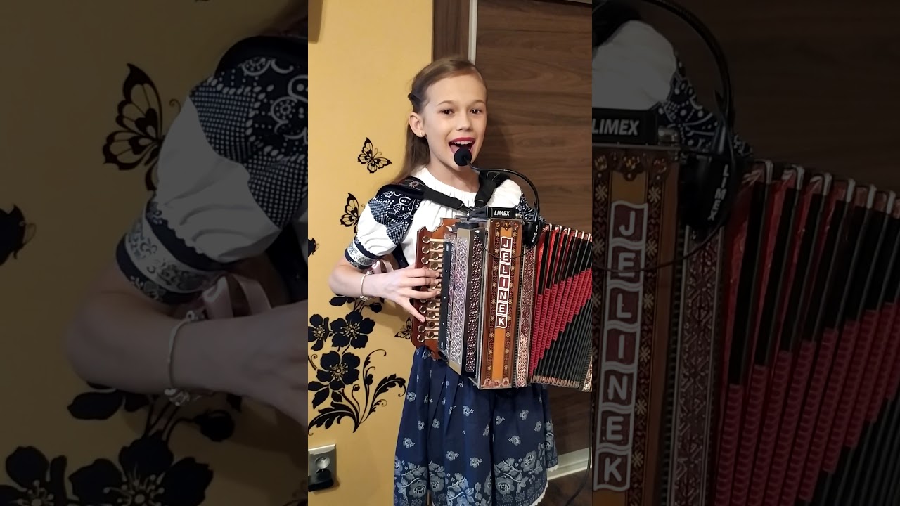 🔊🎶 Veď som sa vydala - Simonka Mária Halvoníková