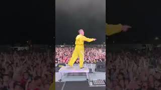 We’re all just a bunch of kids 😄 #shorts #simpleplan #livemusic #poppunk