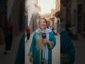 مرا مغربية كتهضر من قلب الزنقة بالصوت والجلابة مرا مغربية كتهضر من قلب الزنقة بالصوت والجلابة