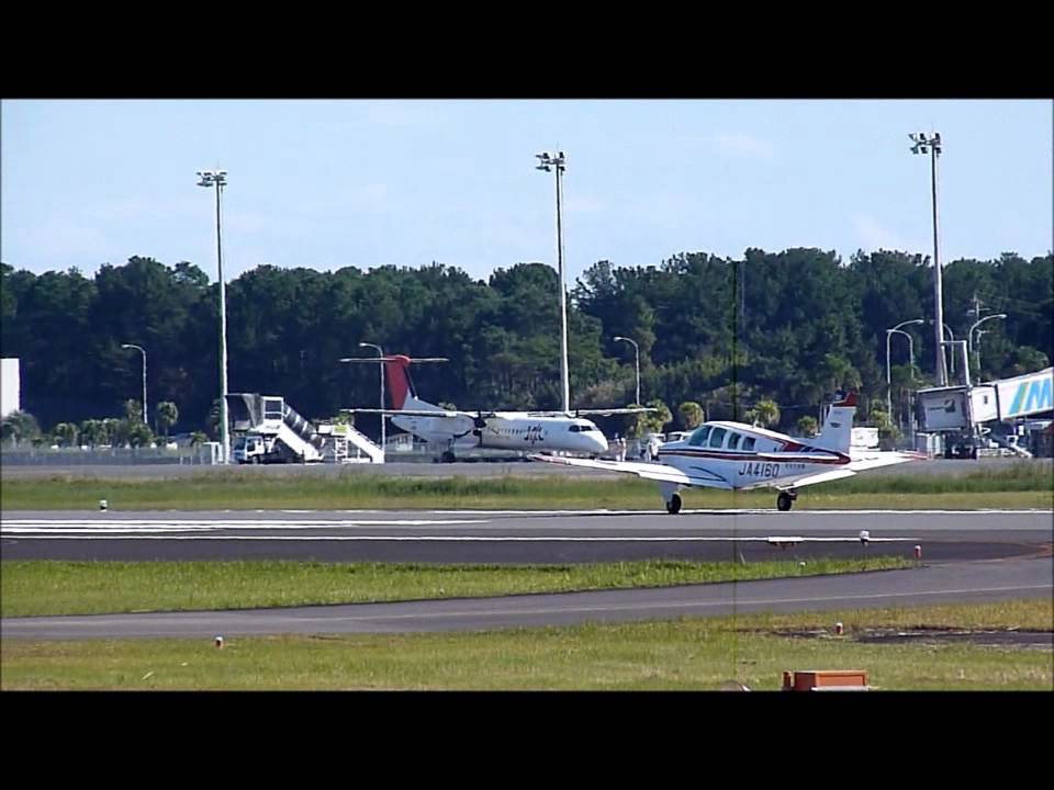 宮崎空港 航空大学校訓練 Miyazaki Airport Civil Aviation College 11 11 21 Wmv Youtube