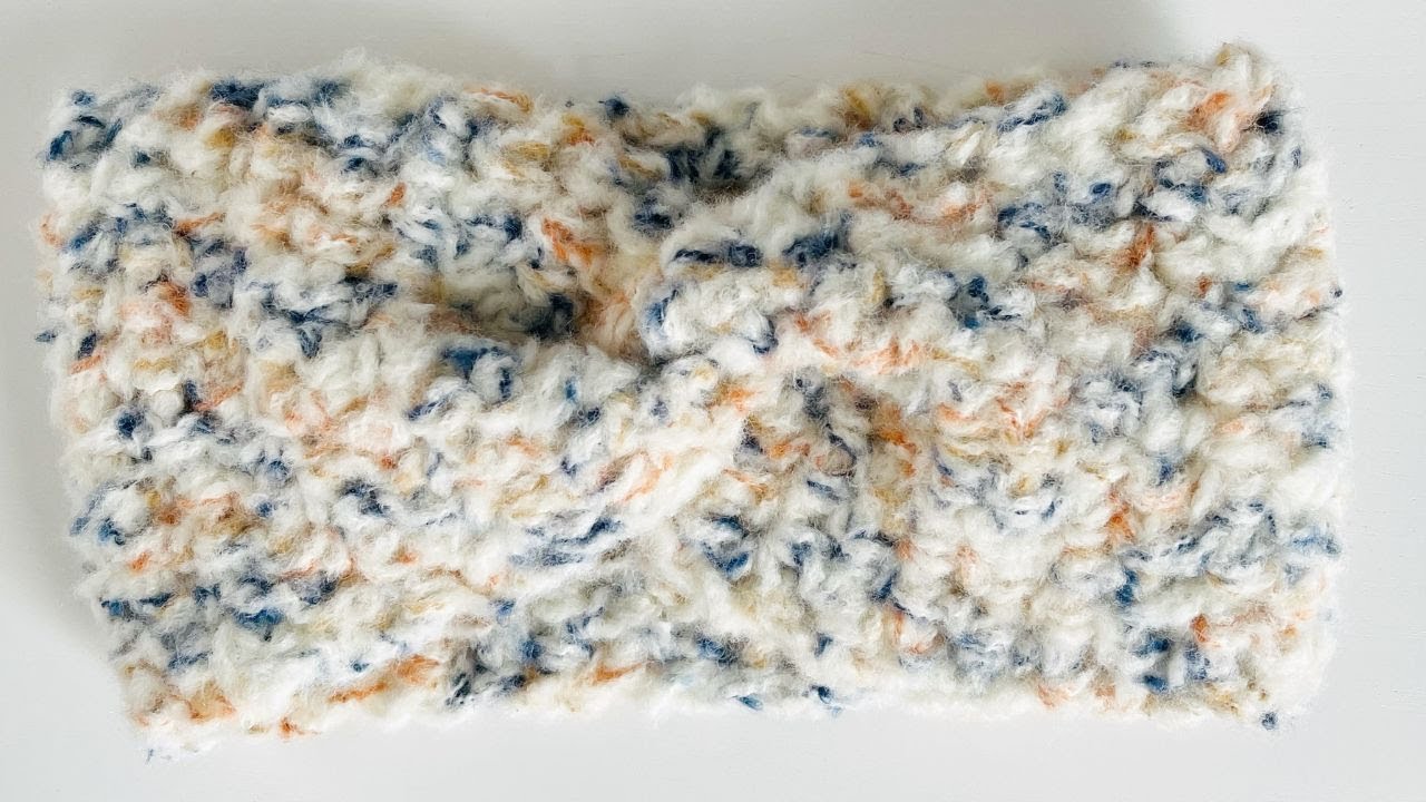 Вязаная крючком простая повязка на голову Bernat Felted Twist