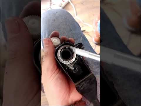 How to Repair a Mazda 5-3 Rearview Mirror